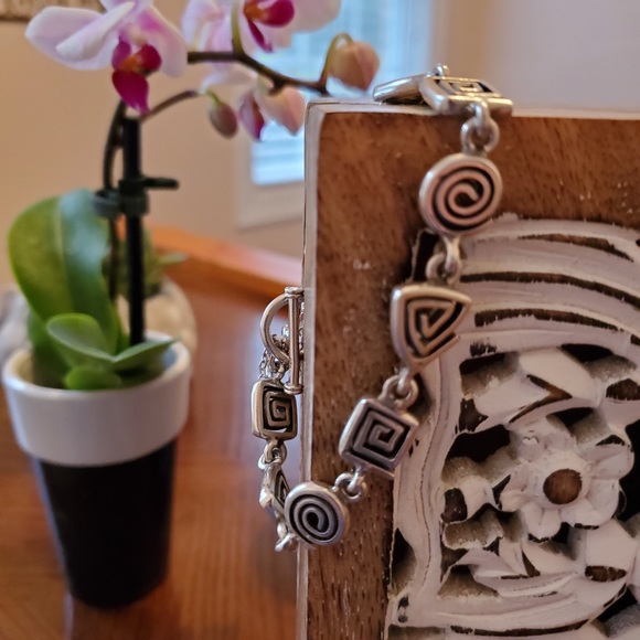 Silpada 925 Silver Geometric Design Bracelet with Safety Chain RARE - Picture 13 of 16